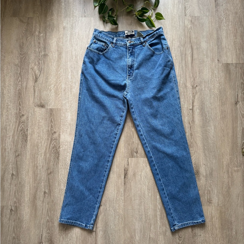 Vintage 90’s Mom Straight leg high rise jeans